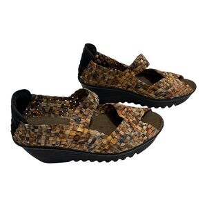 Stylish Woven Bernie Mev Platform Sandals - Multicolor